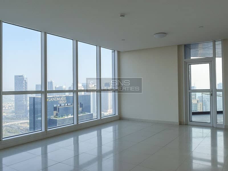 NEW listing I Open Views I Kitchen equipped I Unfurnished NEW listing I Open Views I Kitchen equipped I Unfurnished