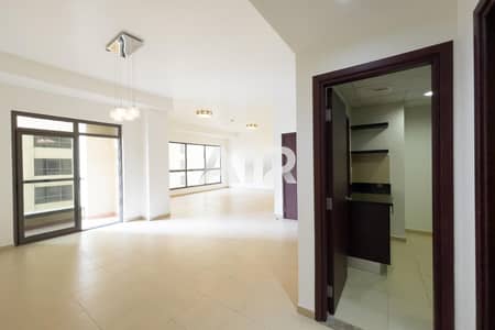 3 Bedroom Apartment for Sale in Jumeirah Beach Residence (JBR), Dubai - Vacant Now | Huge Layout | Marina View
