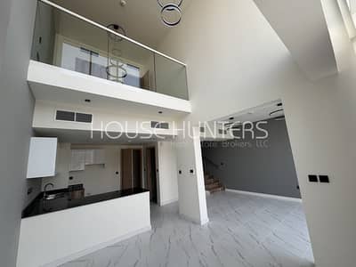 2 Bedroom Villa for Rent in Dubailand, Dubai - Brand New | Spacious Living Room | Single row