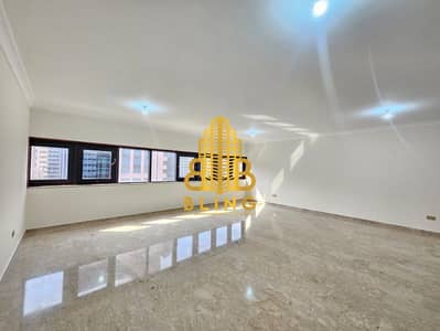 3 Bedroom Apartment for Rent in Hamdan Street, Abu Dhabi - WhatsApp Image 2025-09-15 at 9.09. 42 AM. jpeg