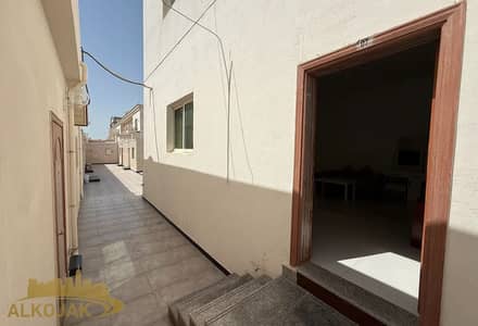 Studio for Rent in Khalifa City, Abu Dhabi - 9 (1). jpg