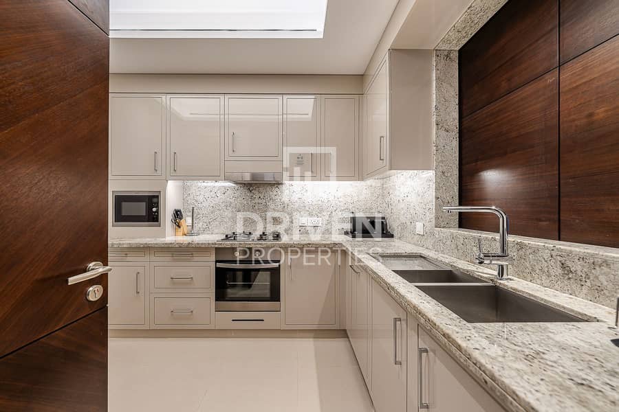 Vacant | Burj and Fountain View | Furnished - Image 13