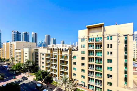 1 Bedroom Apartment for Sale in The Greens, Dubai - Tenanted | High floor | Internal Street View