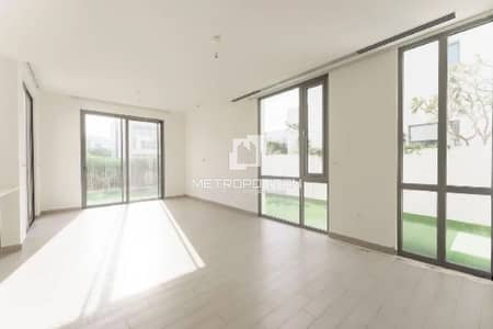3 Bedroom Villa for Sale in Dubai South, Dubai - Standalone Villa| Expansive Plot| Near Golf Course