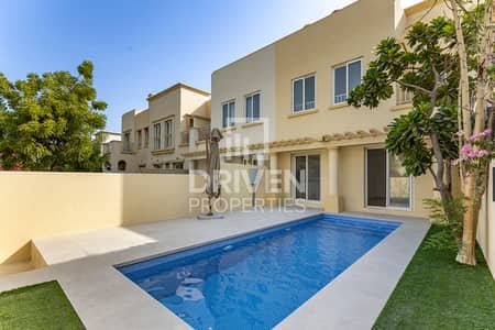 2 Bedroom Villa for Rent in The Springs, Dubai - Single Row | Private Pool | Good Condition
