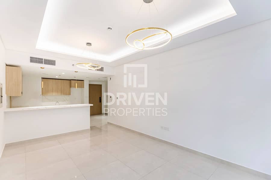 Brand New | Spacious Layout | Mall Entrance - Image 8