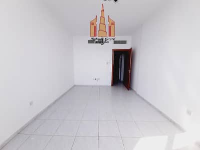 2 Cпальни Апартаменты в аренду в Абу Шагара, Шарджа - 1000616471. jpg