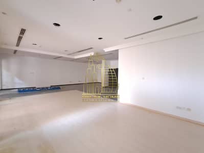 محل تجاري  للايجار في بر دبي، دبي - IMG-20250831-WA0011. jpg