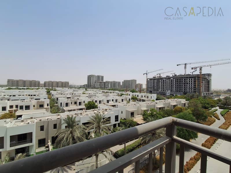 16 Zahra balcony view. jpeg