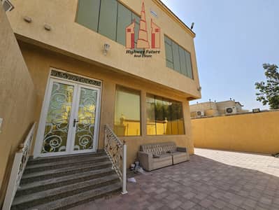 4 Bedroom Villa for Rent in Al Sabkha, Sharjah - 20250915_102031. jpg