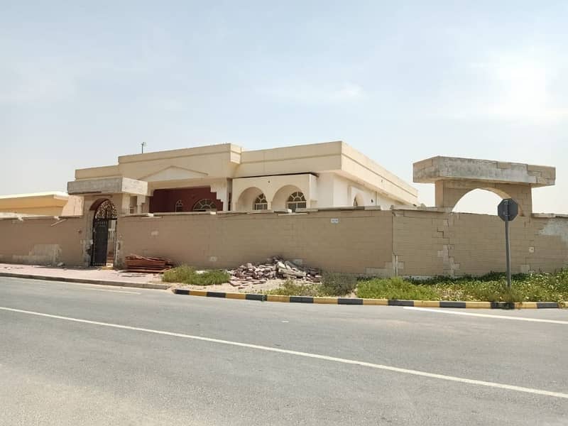 Villa for sale residential commercial area of ​​Hamidiya 1000 feet