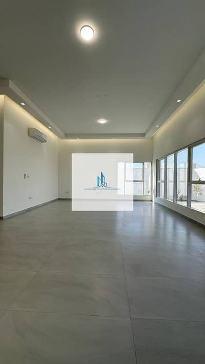 6 Bedroom Villa for Rent in Al Rahbah, Abu Dhabi - IMG_2616. jpg