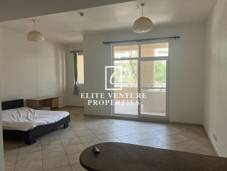 SPACIOUS | STUDIO | PRIME LOCATION