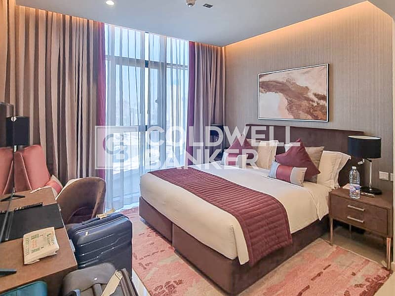 Vacant | Fully Furnished | High Floor - Image 9