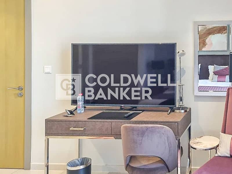 Vacant | Fully Furnished | High Floor - Image 13