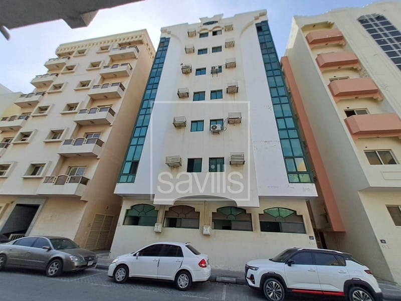 Здание в Бу Тина, 6500000 AED - 12800354