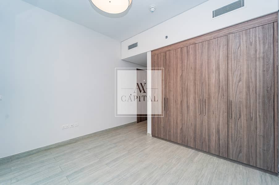 Modern Unfurnished 1BR | Burj View | Prime - Image 11