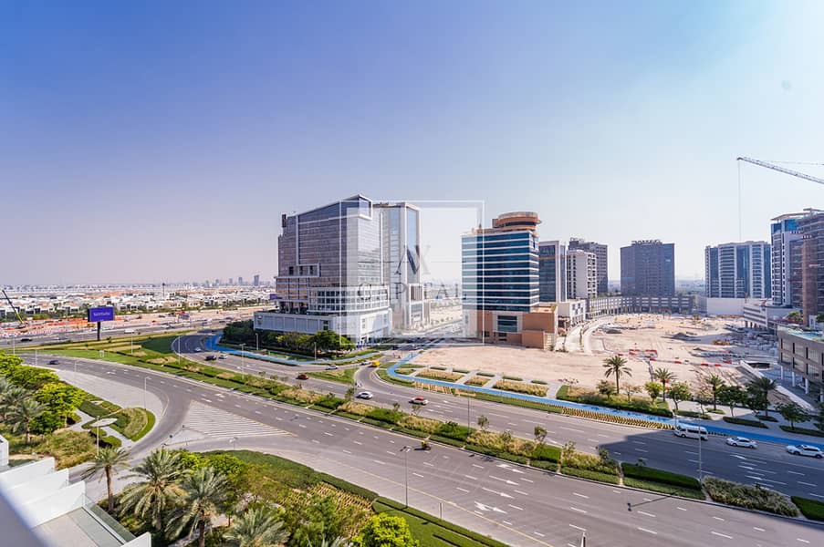 Modern Unfurnished 1BR | Burj View | Prime - Image 16