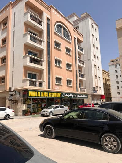 Building for Sale in Al Nabba, Sharjah - صورة واتساب بتاريخ 2025-09-15 في 11.43. 08_48ddf8d7. jpg