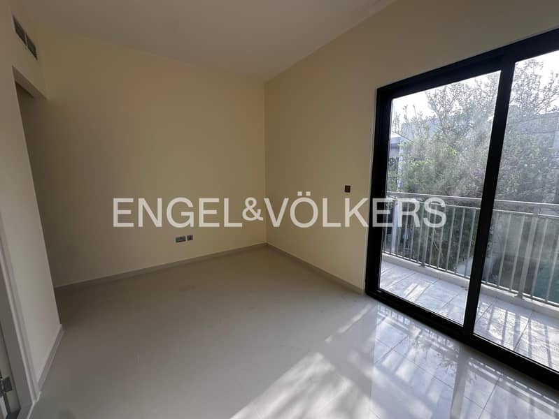 Modern Family Home | Private Outdoor Space - Image 9