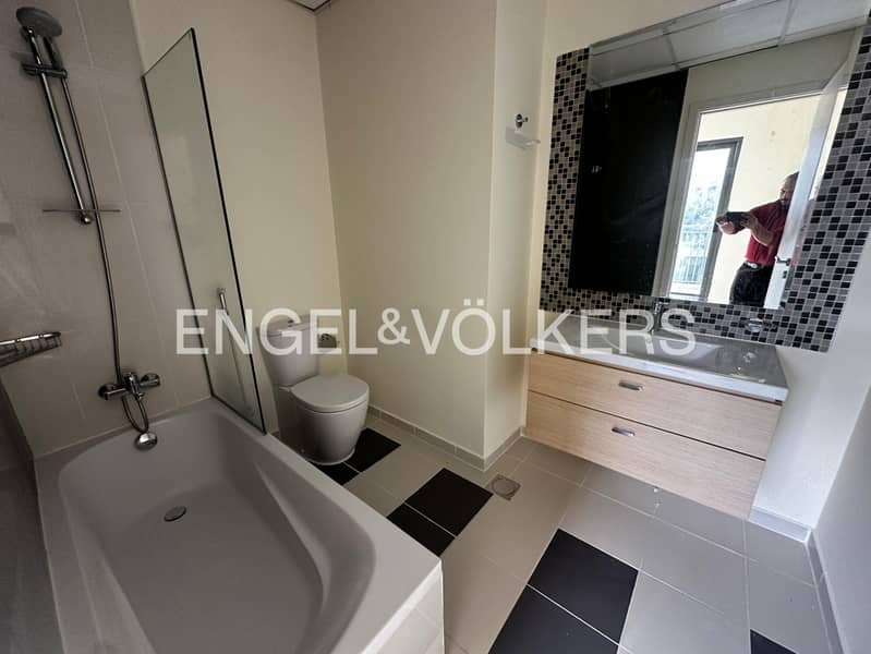 Modern Family Home | Private Outdoor Space - Image 10