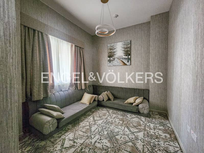 Single Row | Backing The Park | Upgraded