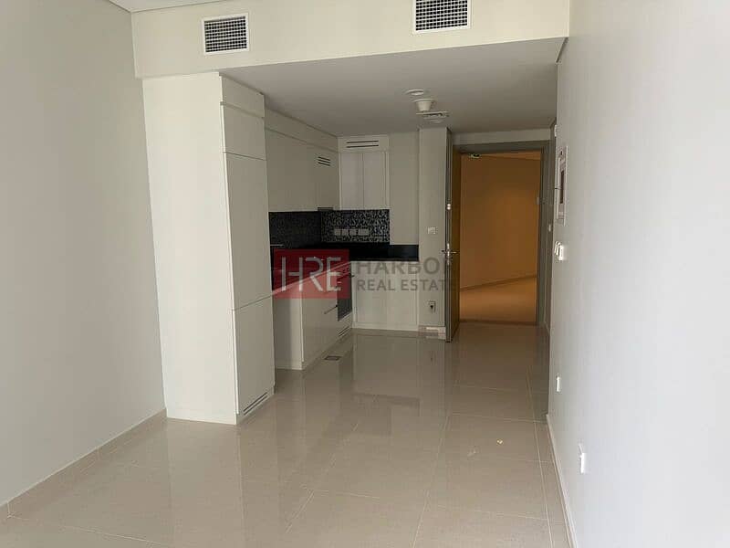 Brand New | Vacant | Prime Location | High Floor