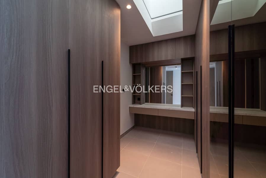 Big Plot | Corner Unit | Great Location - Image 10