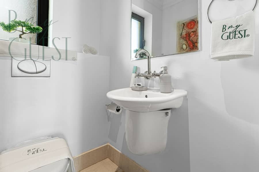 Exclusive 1BR in a Prime Location Tajer Downtown - Image 14