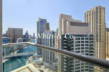 1 Bedroom Flat for Sale in Dubai Marina, Dubai - Vacant Now | Marina Views | Emaar Complex