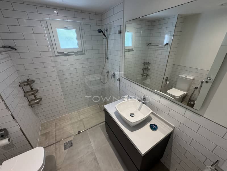 Fully Upgraded | Pool | Vacant on transfer - Image 13