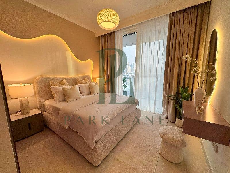 FULLY FURNISHED | UPGRADED 3BR+M | READY TO MOVE IN - Image 9