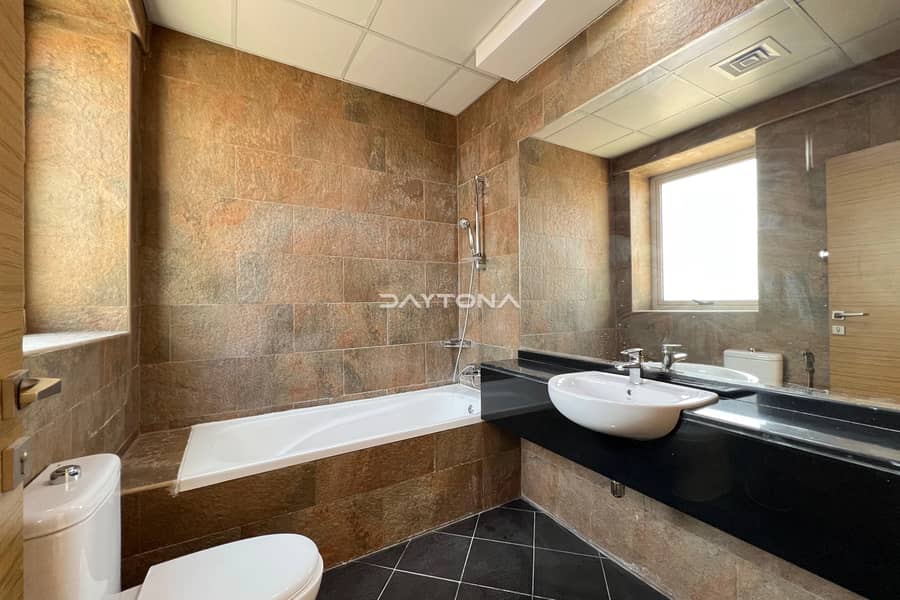 READY TO MOVE | 2BED FOR RENT | AC INCLUDED IN DEWA - Image 8