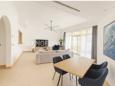 2 Bedroom Apartment for Rent in Palm Jumeirah, Dubai - Furnished | Private Beach | Vacant Now
