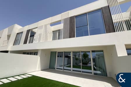 3 Bedroom Villa for Rent in The Valley by Emaar, Dubai - Fantastic Location | Brand New | Vacant
