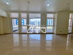 شقة في يونايتد سكوير،الخالدية 3 غرف 195000 درهم - 12805177