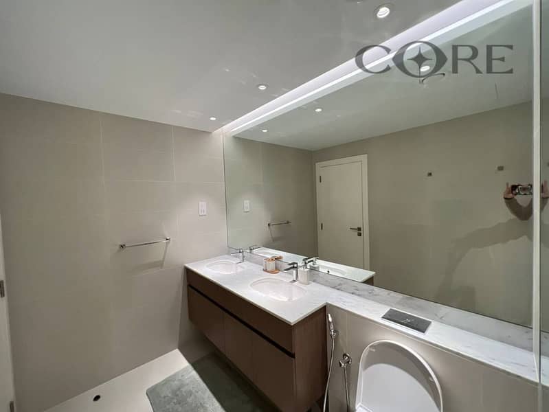 Prime Location | BEACH ACCESS | Genuine Price - Image 13