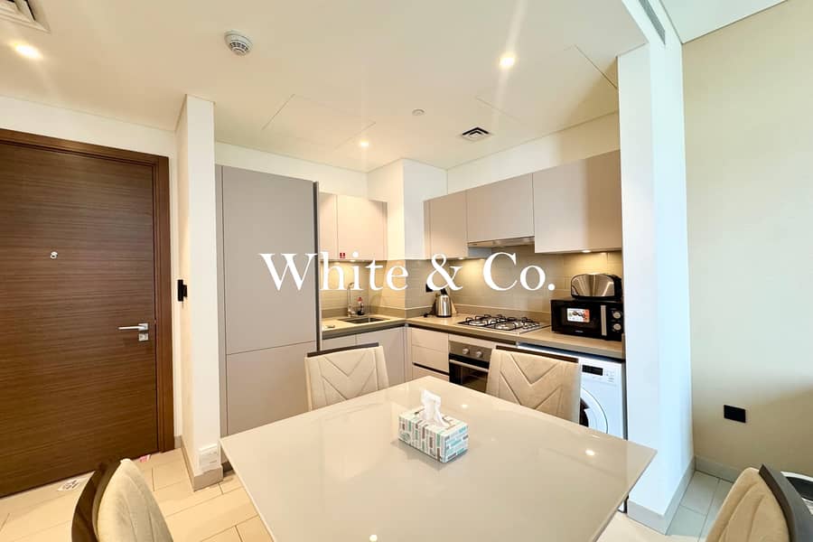 Fully Furnished | Bright | Vacant Now