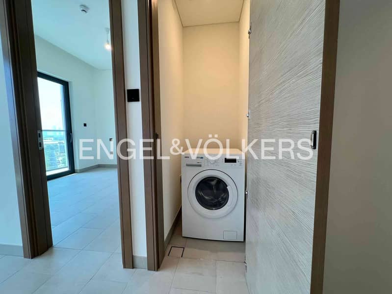 Exclusive | Burj Khalifa View | Fully Furnished - Image 10