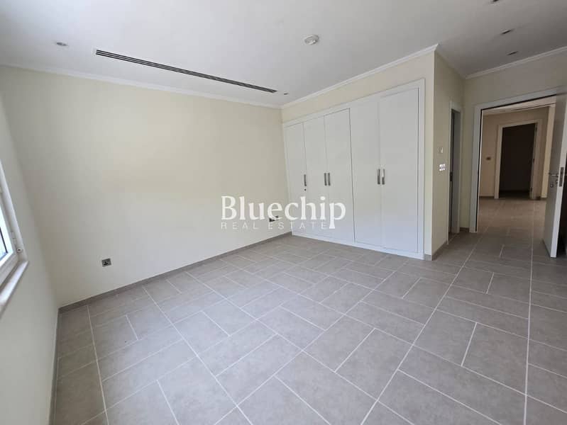 Garden | Spacious Layout | Covered Parking - Image 14