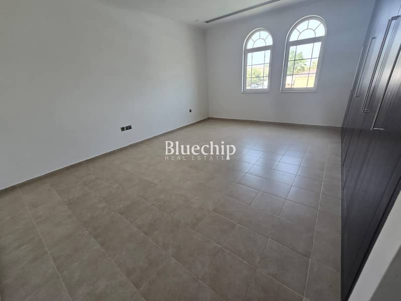 Corner Plot | Extended | Great Location