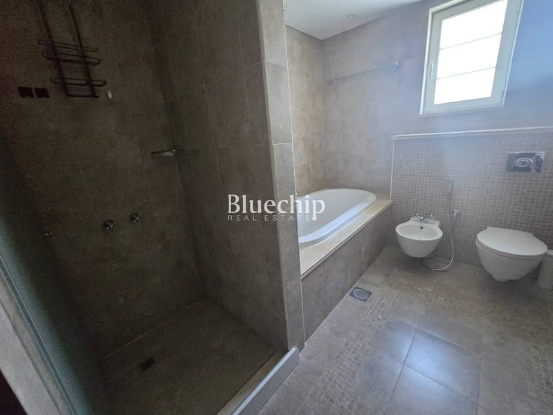 Corner Plot | Extended | Great Location