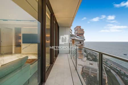 2 Bedroom Flat for Sale in Palm Jumeirah, Dubai - Fully Upgraded | Turnkey 2 Beds | Sea View