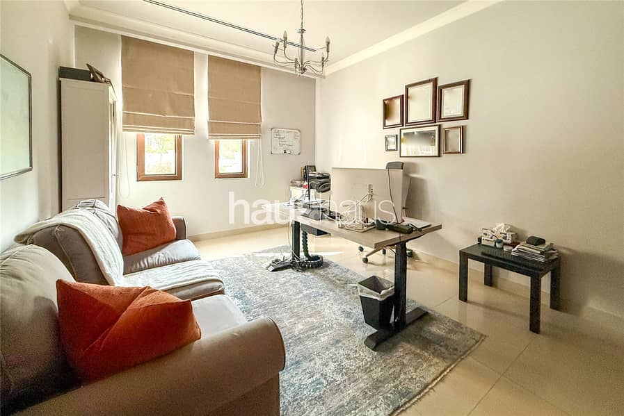 Vacant Now | Type 4 | Huge Corner Plot - Image 10