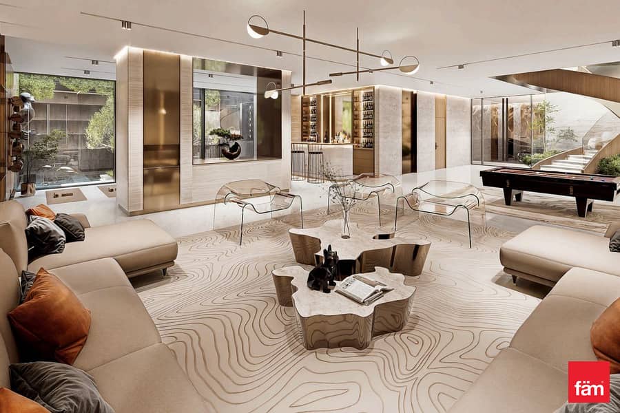 Ultra-Luxury Property - Investment Opp - Gated