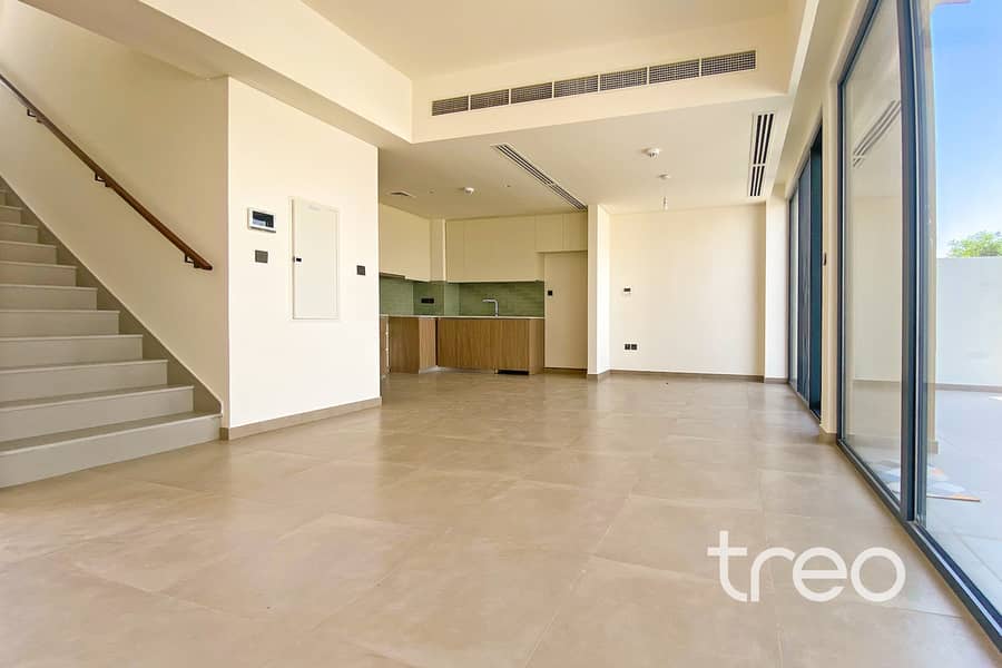 Single Row | Near Park | Corner Kitchen