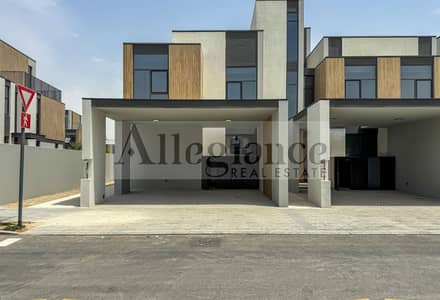 4 Bedroom Villa for Sale in Mudon, Dubai - Park Facing | Gated Community | Spacious Layout