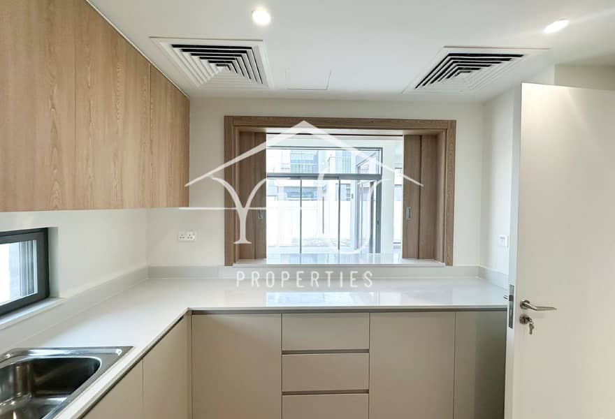 Massive Villa | Beachfront Living | Corner Plot