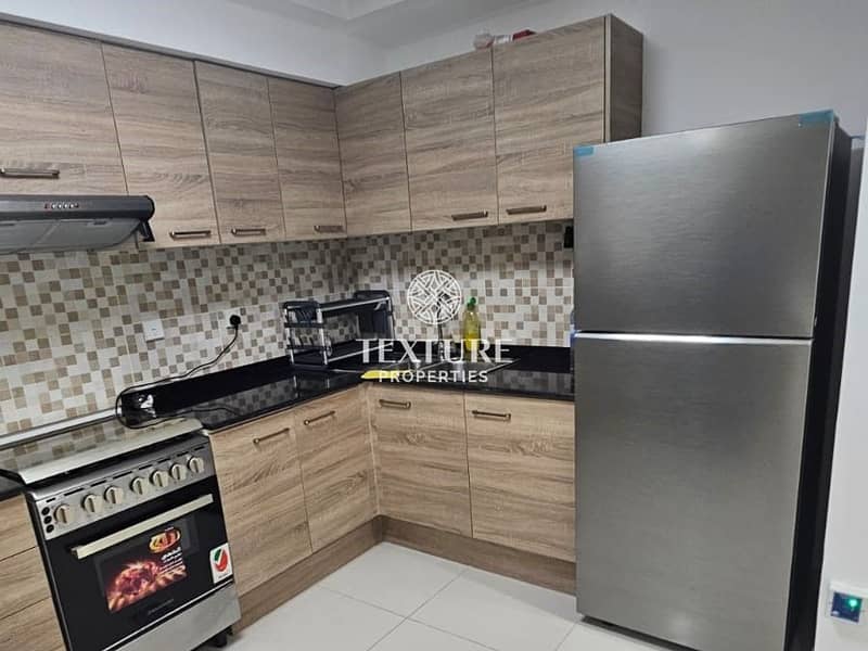 Canal View | Ready to Move | Bright & Spacious - Image 9