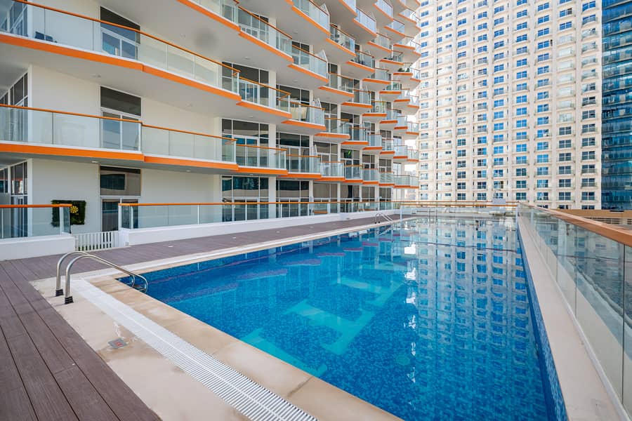 Spacious Studio with Canal View | Ready to Move in - Image 23